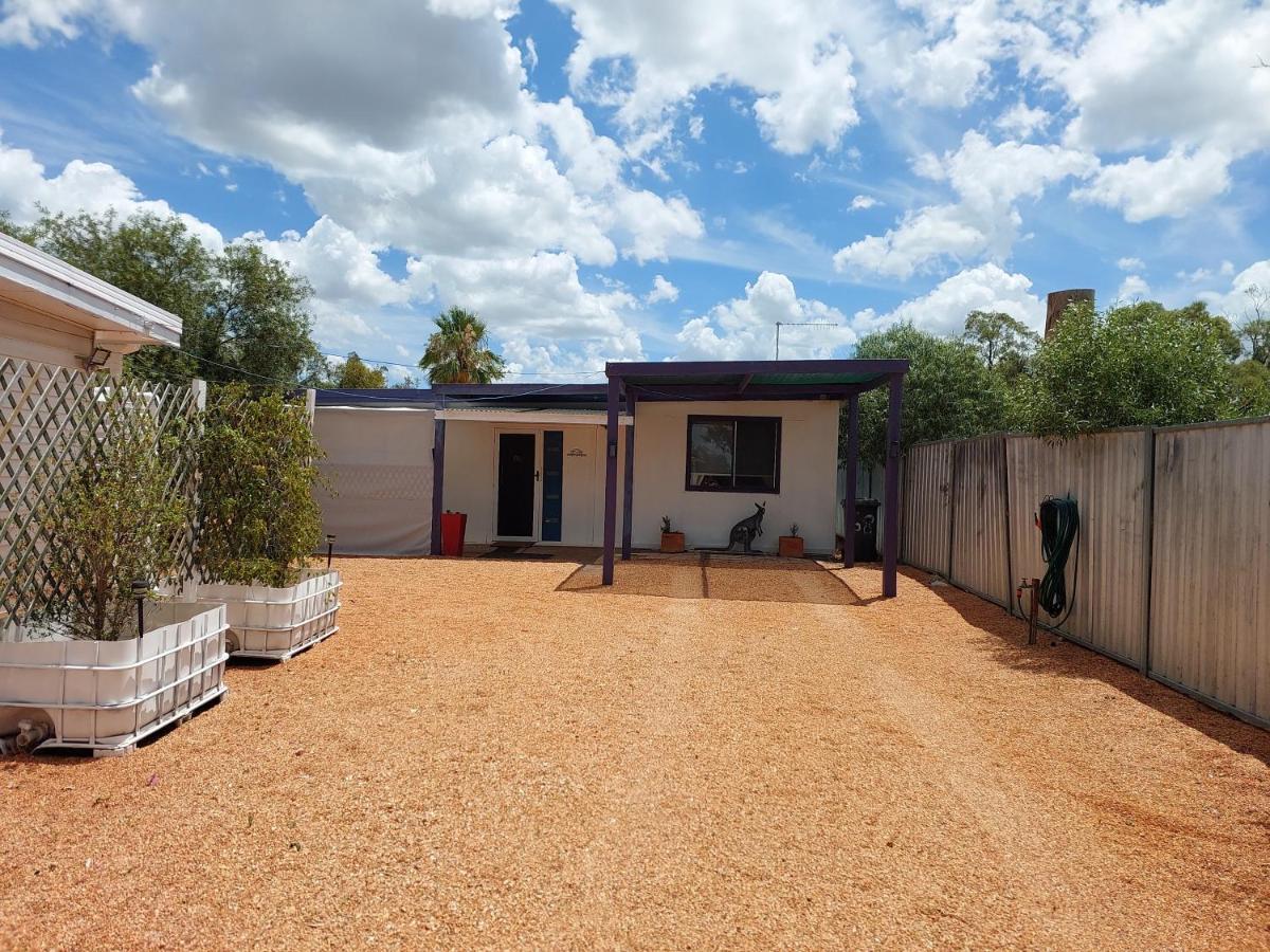 Lavender Cottage - At Home In Lightning Ridge Exteriör bild